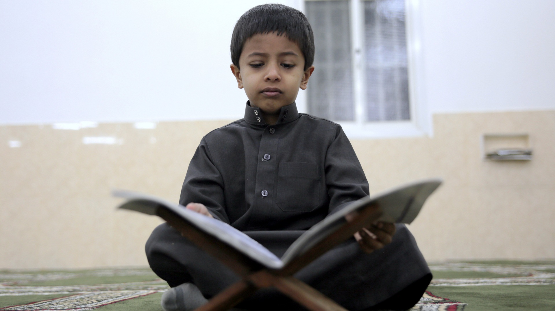 تغطية لحلقة أُُبي بن كعب بمسجد ابن شويل بحي عريجة